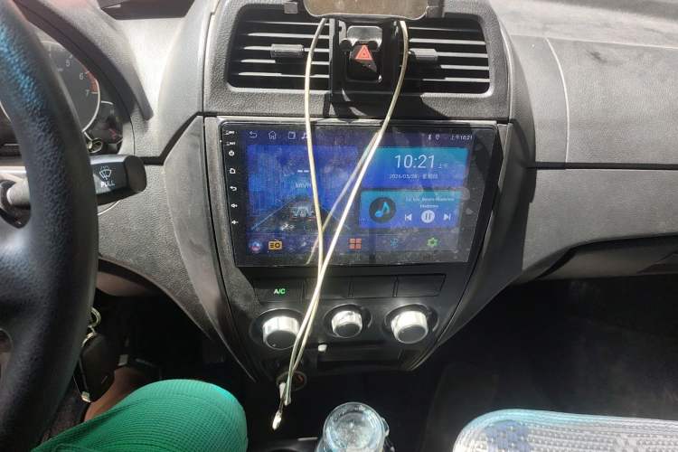 Used Dongfeng Xiaokang C35 2019 1.5L Base Version II Sedan China VI Emission Standard DK15 Audio And AC Panel