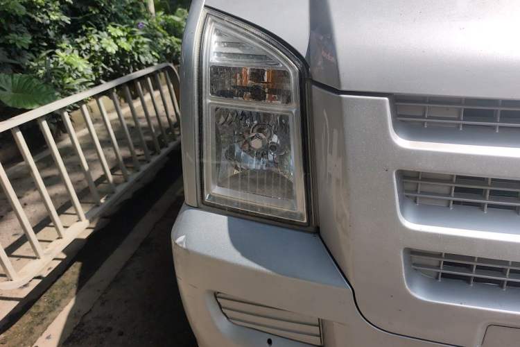 Used Dongfeng Xiaokang C35 2019 1.5L Base Version II Sedan China VI Emission Standard DK15 Right Front Headlight