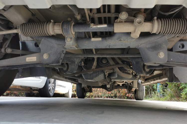 Used Dongfeng Xiaokang C35 2019 1.5L Base Version II Sedan China VI Emission Standard DK15 Chassis Front