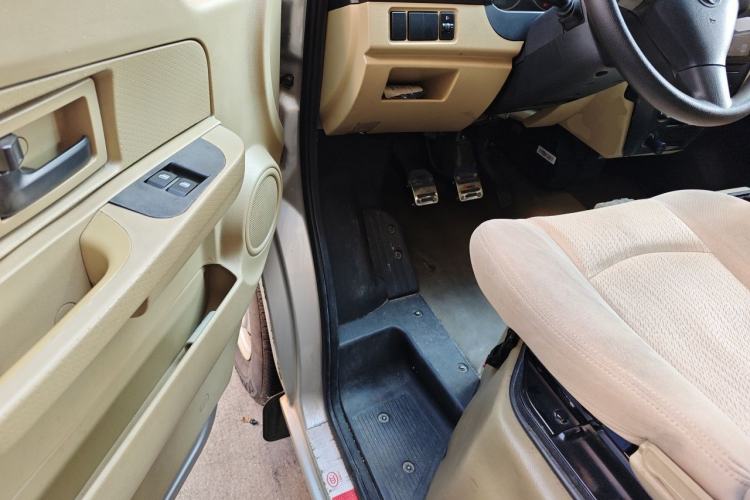 Used Dongfeng Xiaokang C35 2019 1.5L Base Version II Sedan China VI Emission Standard DK15 Driver Seat