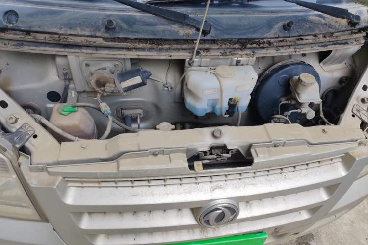 Used Dongfeng Xiaokang C35 2019 1.5L Base Version II Sedan China VI Emission Standard DK15 Engine Bay