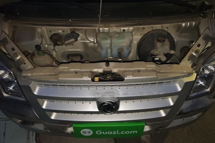 Used Dongfeng Xiaokang C35 2019 1.5L Base Version II Sedan China VI Emission Standard DK15 Engine Bay