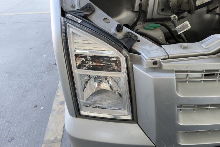 Used Dongfeng Xiaokang C35 2019 1.5L Base Version II Sedan China VI Emission Standard DK15 Exterior 6