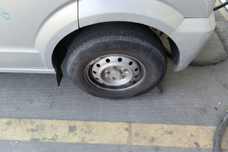 Used Dongfeng Xiaokang C35 2019 1.5L Base Version II Sedan China VI Emission Standard DK15 Exterior 7