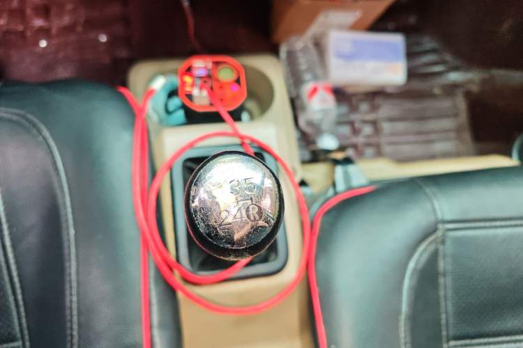 Used Dongfeng Xiaokang C35 2019 1.5L Base Version II Sedan China VI Emission Standard DK15 Gear Lever