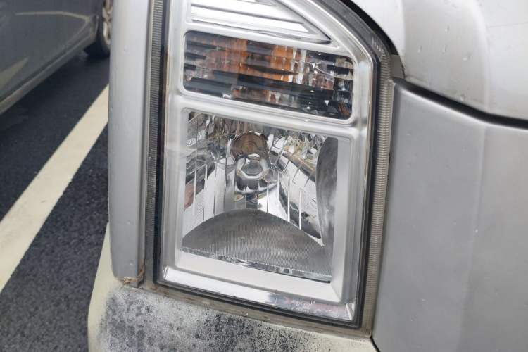 Used Dongfeng Xiaokang C35 2019 1.5L Base Version II Sedan China VI Emission Standard DK15 Right Front Headlight