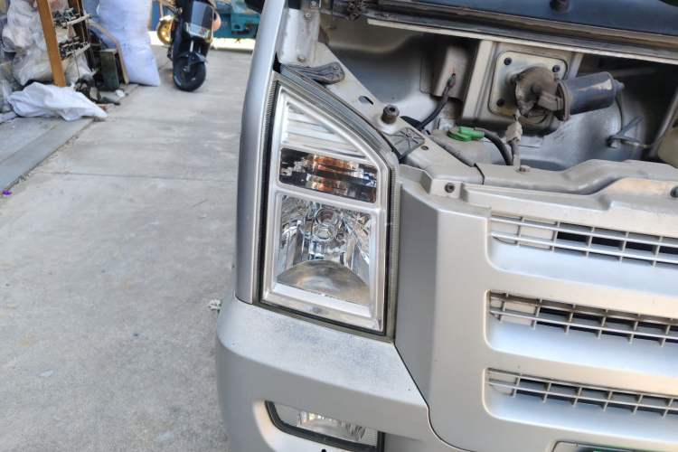 Used Dongfeng Xiaokang C35 2019 1.5L Base Version II Sedan China VI Emission Standard DK15 Right Front Headlight