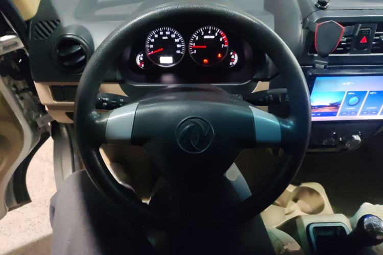 Used Dongfeng Xiaokang C35 2019 1.5L Base Version II Sedan China VI Emission Standard DK15 Steering Wheel