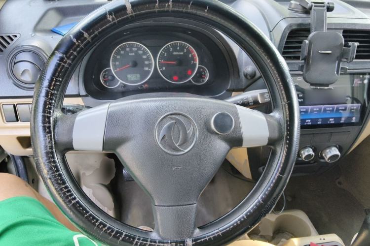 Used Dongfeng Xiaokang C35 2019 1.5L Base Version II Sedan China VI Emission Standard DK15 Steering Wheel