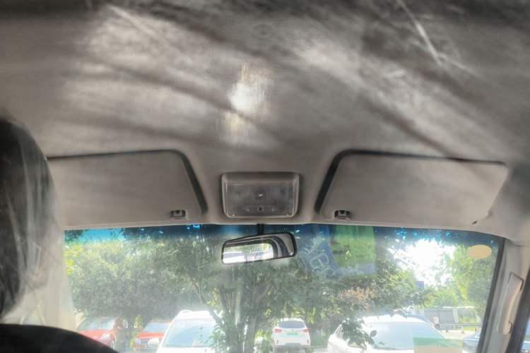 Used Dongfeng Xiaokang C35 2025 Model, 1.5L Comfort Version Headliner