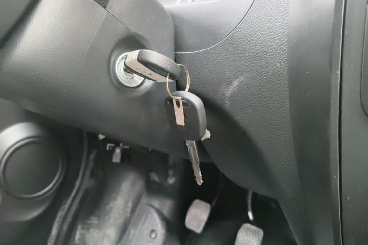 Used Dongfeng Xiaokang C35 2025 Model, 1.5L Comfort Version Vehicle Key