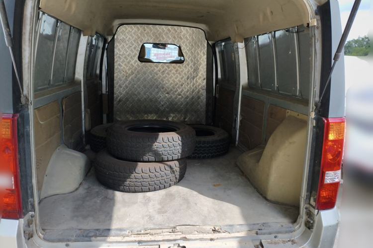 Used Dongfeng Xiaokang C35 2025 Model, 1.5L Comfort Version Trunk