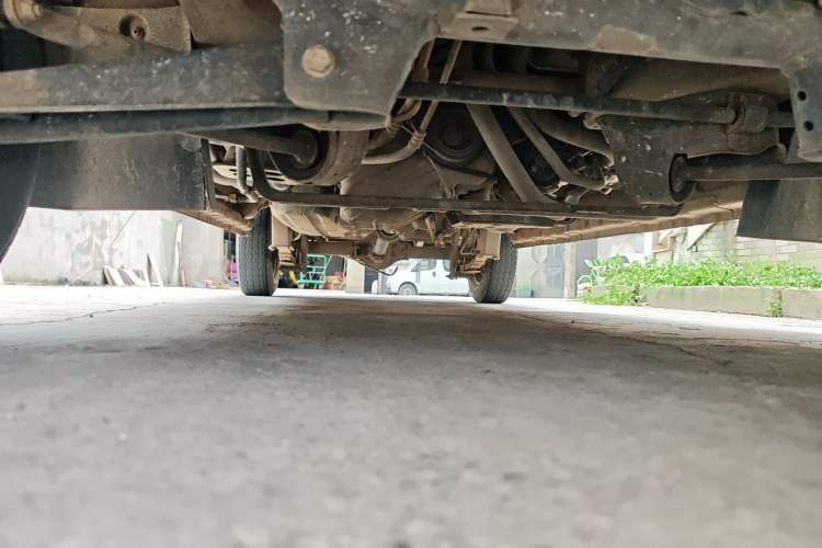 Used Dongfeng Xiaokang C36 2015 1.5L Standard Version II DK15-06 Chassis Front