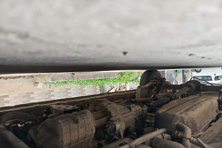 Used Dongfeng Xiaokang C36 2015 1.5L Standard Version II DK15-06 Chassis Front Right