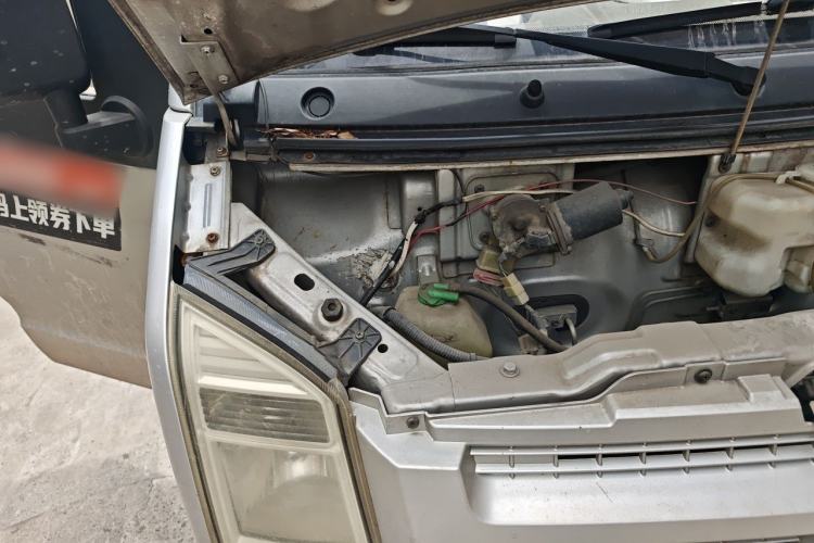 Used Dongfeng Xiaokang C36 2015 1.5L Standard Version II DK15-06 Engine Bay Right
