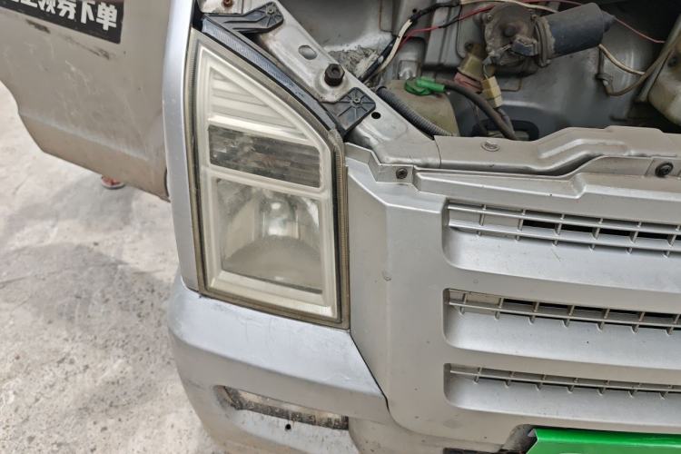 Used Dongfeng Xiaokang C36 2015 1.5L Standard Version II DK15-06 Right Front Headlight