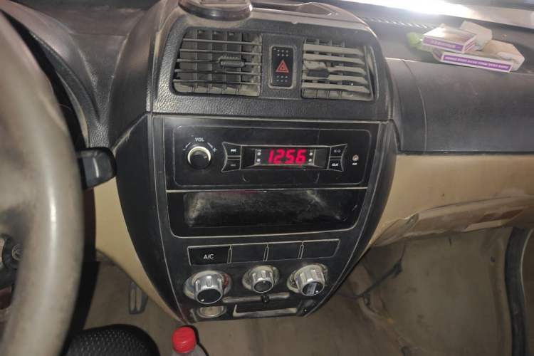 Used Dongfeng Xiaokang C36  Audio And AC Panel