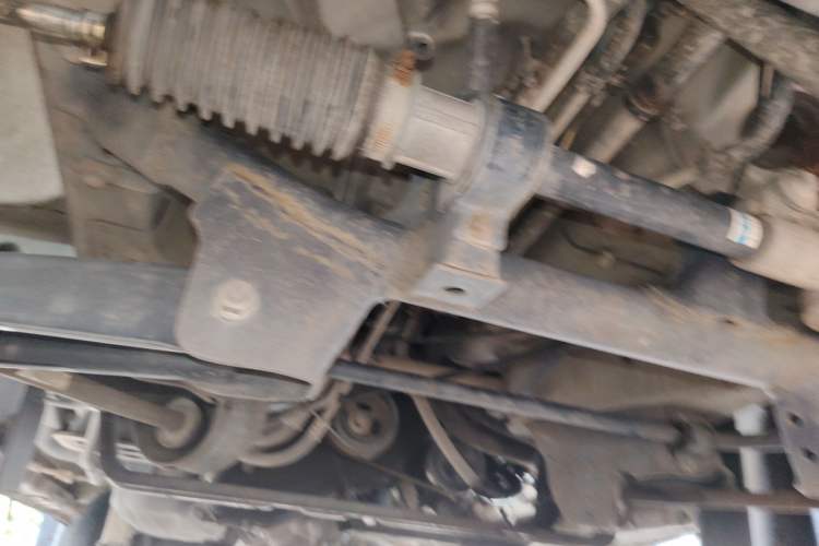 Used Dongfeng Xiaokang C36 2015 1.5L Base Version DK15-06 Chassis Front