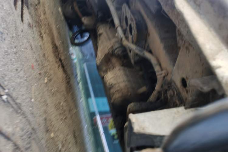 Used Dongfeng Xiaokang C36 2015 1.5L Base Version DK15-06 Chassis Front Right