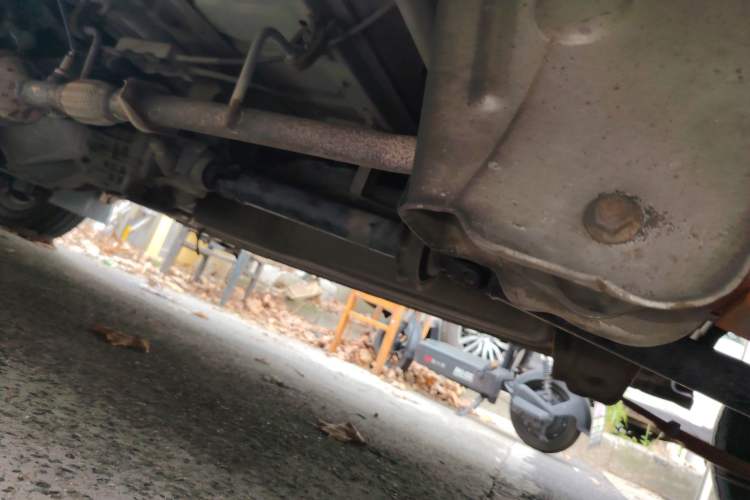 Used Dongfeng Xiaokang C36 2015 1.5L Base Version DK15-06 Chassis Rear Left