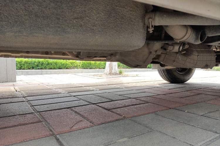 Used Dongfeng Xiaokang C36 2015 1.5L Standard Version II DK15-06 Chassis Rear Right