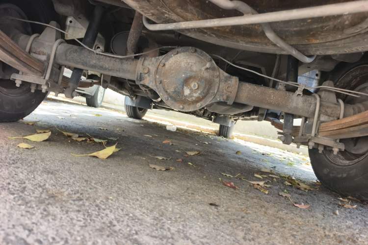 Used Dongfeng Xiaokang C36 2015 1.5L Base Version DK15-06 Chassis Rear