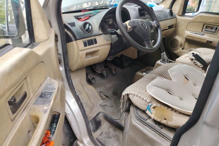 Used Dongfeng Xiaokang C36 2015 1.5L Base Version DK15-06 Driver Seat