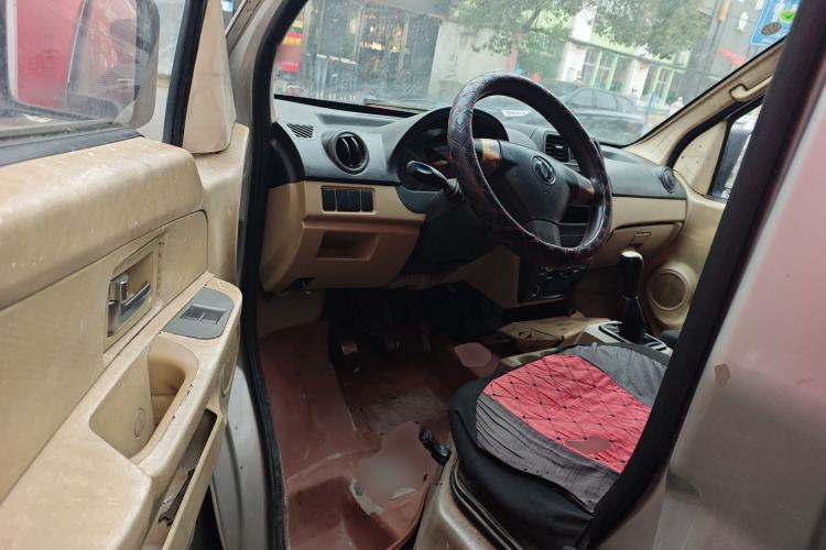 Used Dongfeng Xiaokang C36 2015 1.5L Base Version DK15-06 Driver Seat