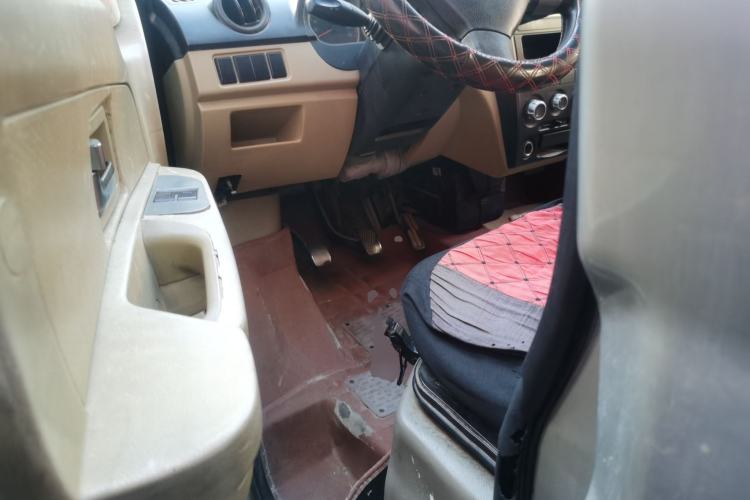 Used Dongfeng Xiaokang C36 2015 1.5L Base Version DK15-06 Driver Seat