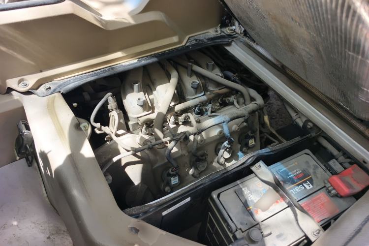 Used Dongfeng Xiaokang C36 2015 1.5L Base Version DK15-06 Engine Bay