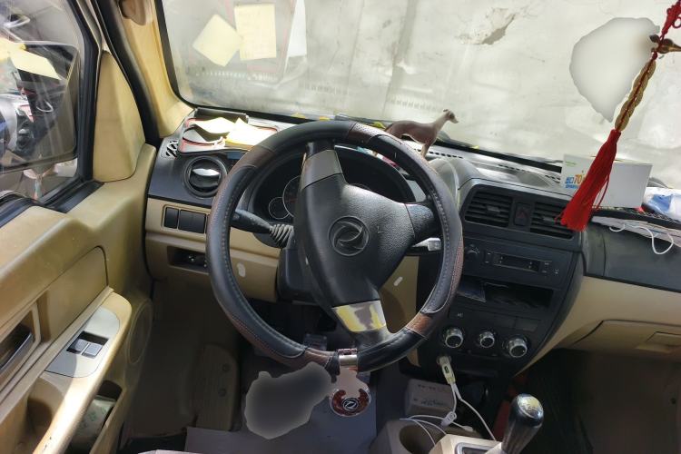 Used Dongfeng Xiaokang C36 2015 1.5L Base Version DK15-06 Steering Wheel