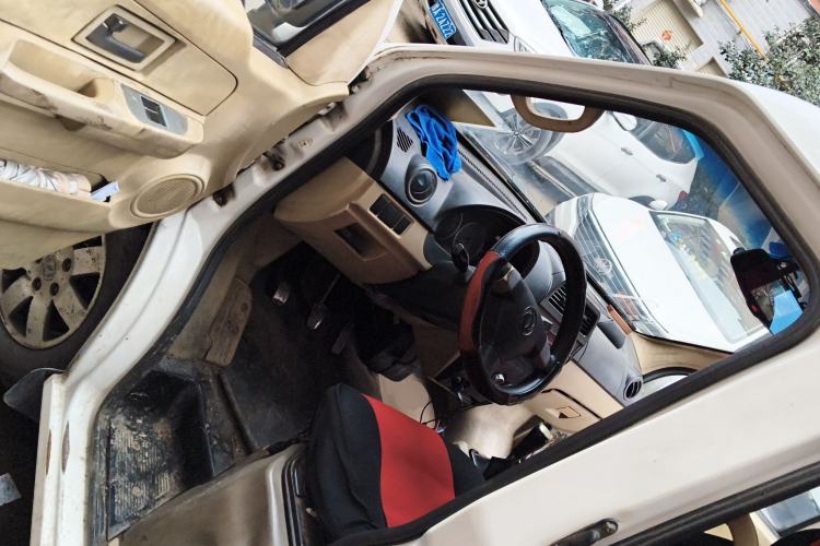 Used Dongfeng Xiaokang C36 2015 1.5L Base Version DK15-06 Driver Seat