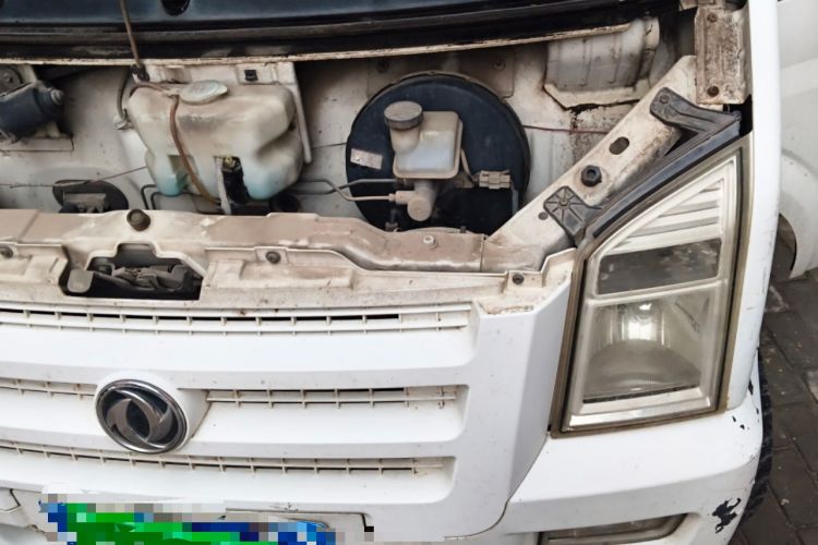 Used Dongfeng Xiaokang C36 2015 1.5L Base Version DK15-06 Engine Bay Left