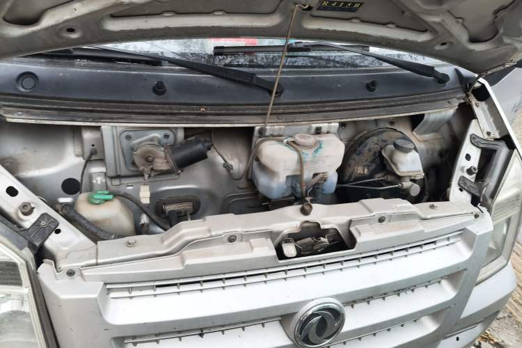 Used Dongfeng Xiaokang C36 2015 1.5L Base Version DK15-06 Engine Bay