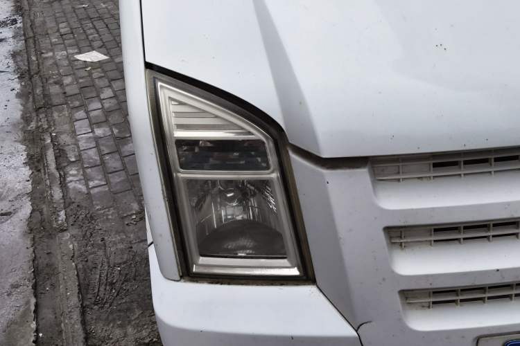 Used Dongfeng Xiaokang C36 2015 1.5L Base Version DK15-06 Right Front Headlight