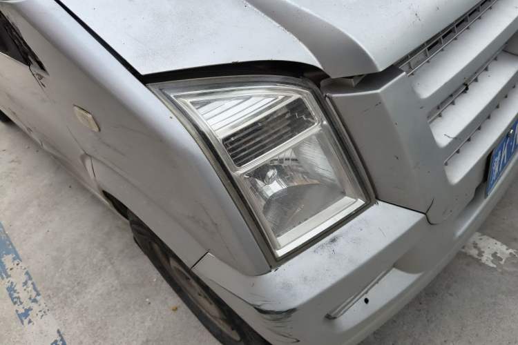Used Dongfeng Xiaokang C36 2015 1.5L Base Version DK15-06 Right Front Headlight