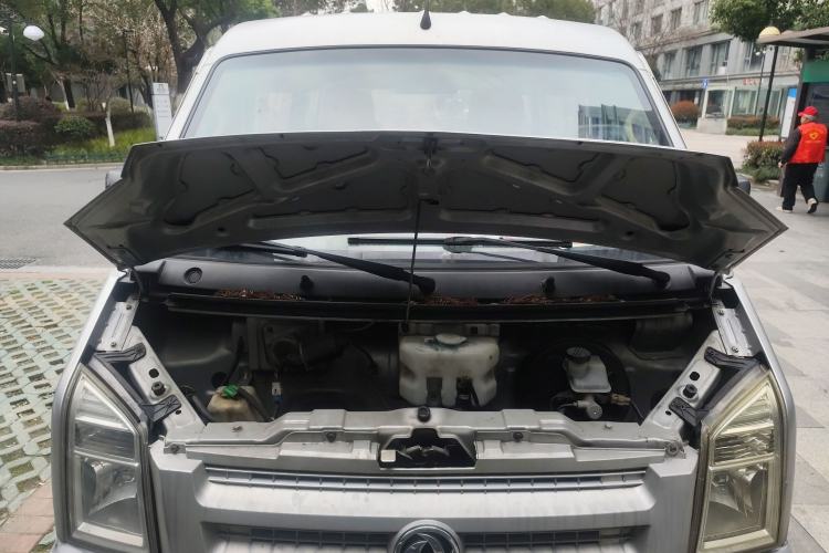 Used Dongfeng Xiaokang C36 2016 1.5L Base Version Ⅱ DK15-06 Engine Bay