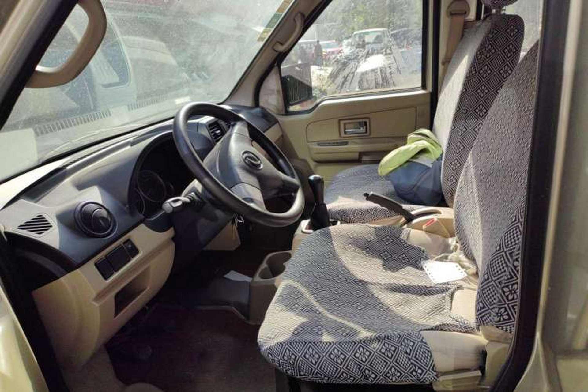 Used Dongfeng Xiaokang C36 2016 1.5L Base Version Ⅱ DK15-06 Left Front Seat