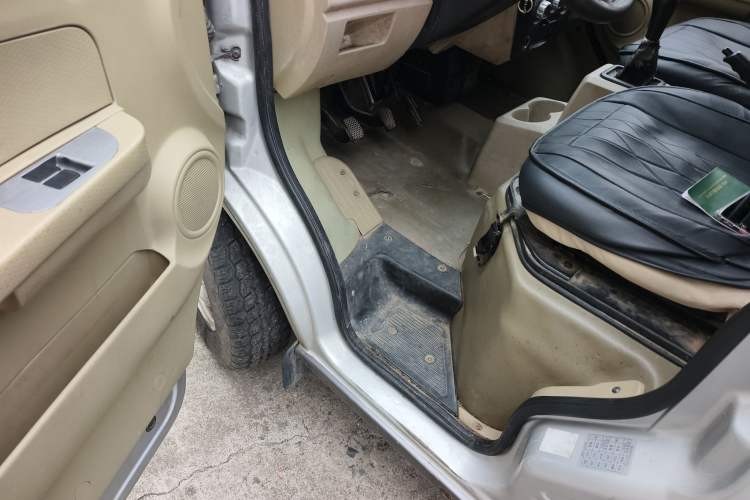 Used Dongfeng Xiaokang C36 2018 1.5L Base Version Ⅱ DK15 Driver Seat