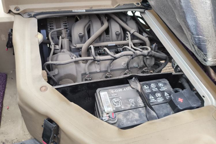 Used Dongfeng Xiaokang C36 2018 1.5L Base Version Ⅱ DK15 Engine Bay