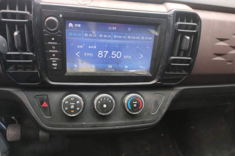Used Dongfeng Xiaokang C36 2019 1.5L Base Version II China VI DK15 Audio And AC Panel