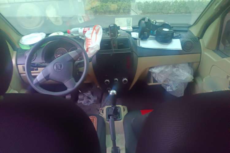 Used Dongfeng Xiaokang C36 2019 1.5L Base Version II China VI DK15 Center Console