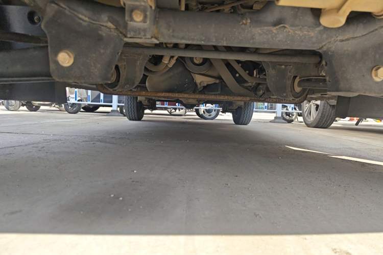 Used Dongfeng Xiaokang C36 2019 1.5L Base Version II China VI DK15 Chassis Front
