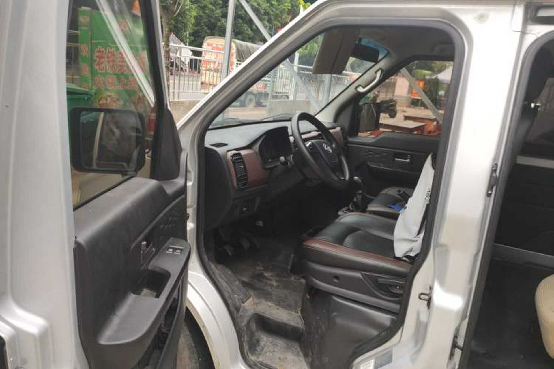 Used Dongfeng Xiaokang C36 2019 1.5L Base Version II China VI DK15 Driver Seat