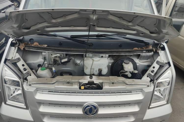 Used Dongfeng Xiaokang C36 2019 1.5L Base Version II China VI DK15 Engine Bay