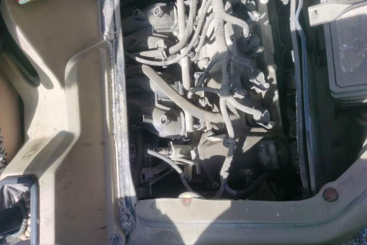 Used Dongfeng Xiaokang C36 2019 1.5L Base Version II China VI DK15 Engine Bay Right