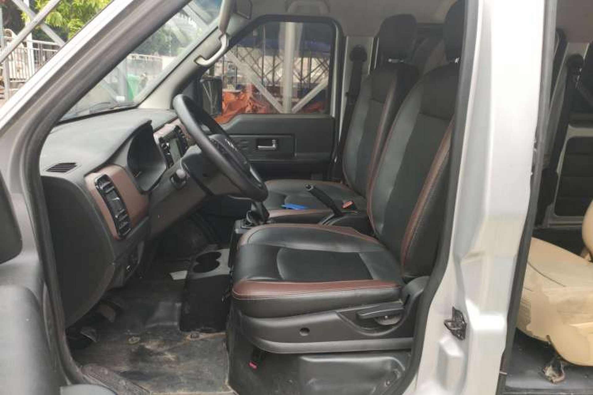 Used Dongfeng Xiaokang C36 2019 1.5L Base Version II China VI DK15 Left Front Seat