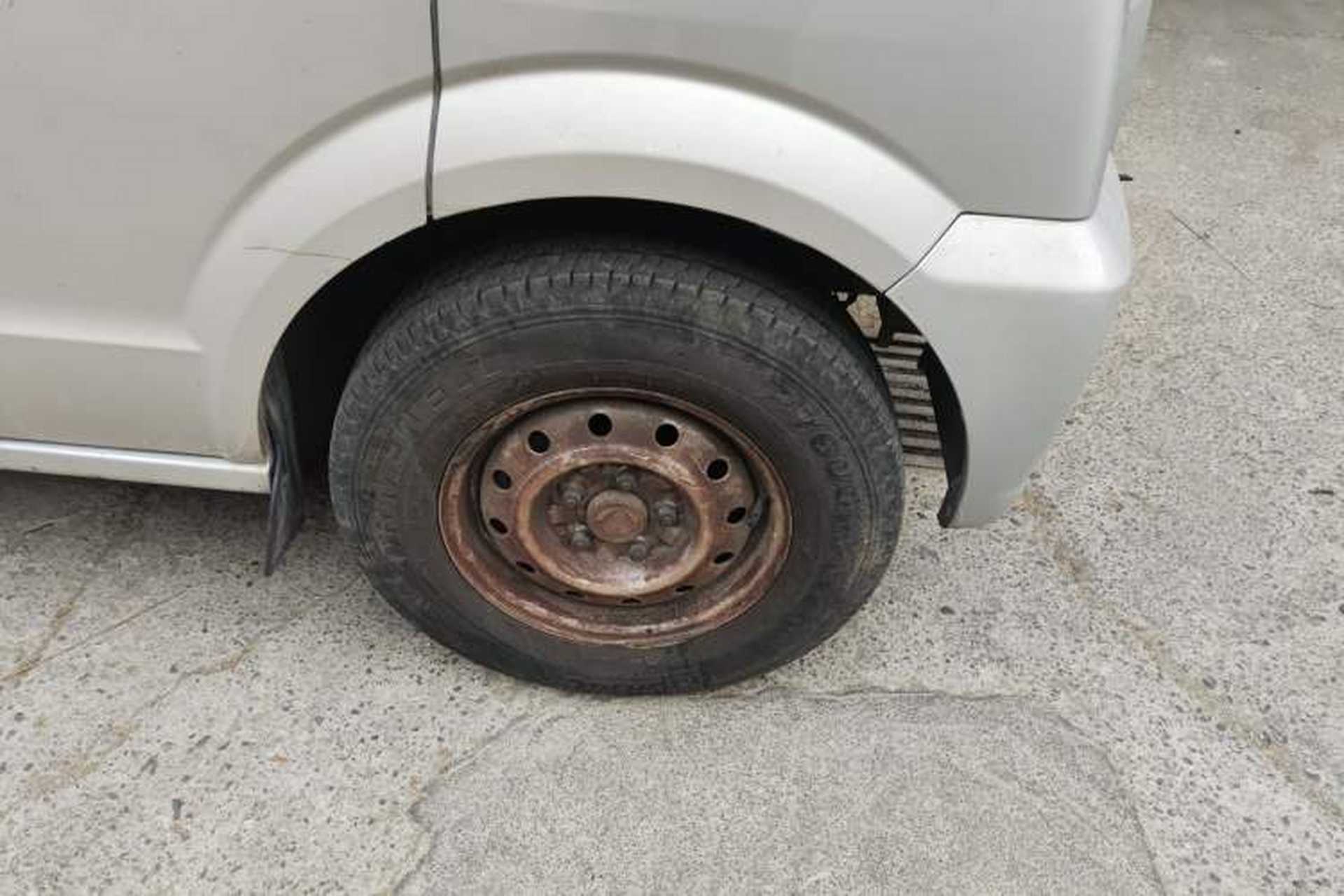 Used Dongfeng Xiaokang C36 2019 1.5L Base Version II China VI DK15 Right Front Wheel Hub