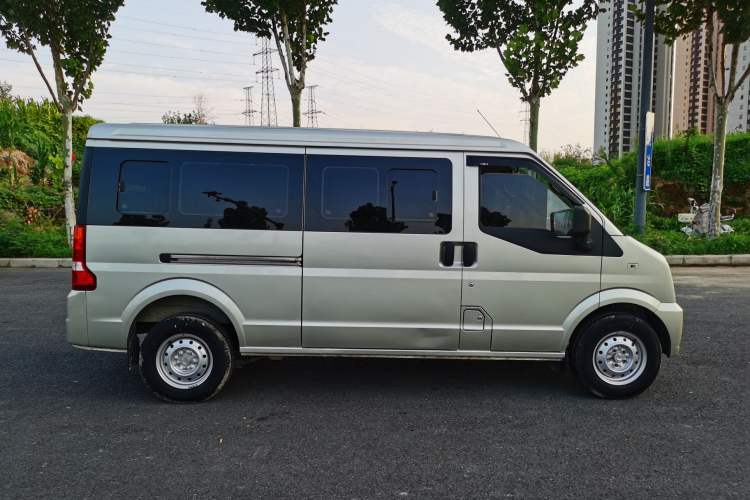 Used Dongfeng Xiaokang C36 2019 1.5L Base Version II China VI DK15 Exterior 2