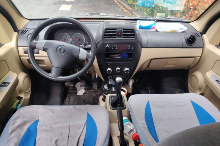 Used Dongfeng Xiaokang C36 2024 1.5L Standard II Center Console